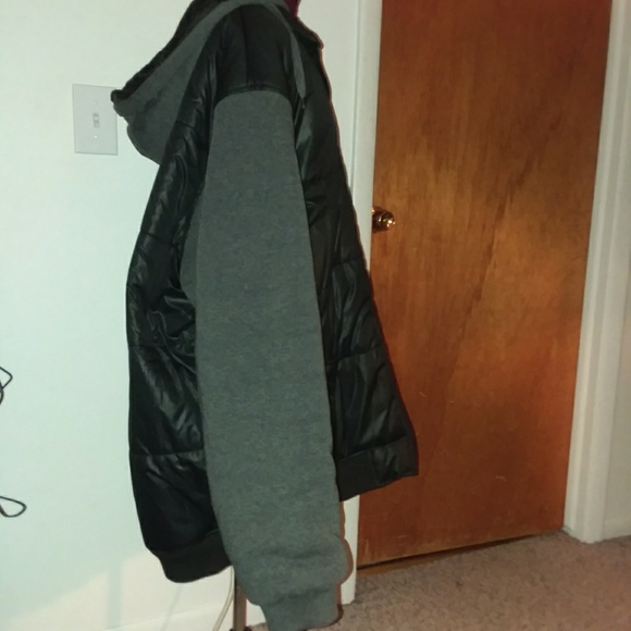 Black and Grey hoodie/coat - Picture 3 of 4